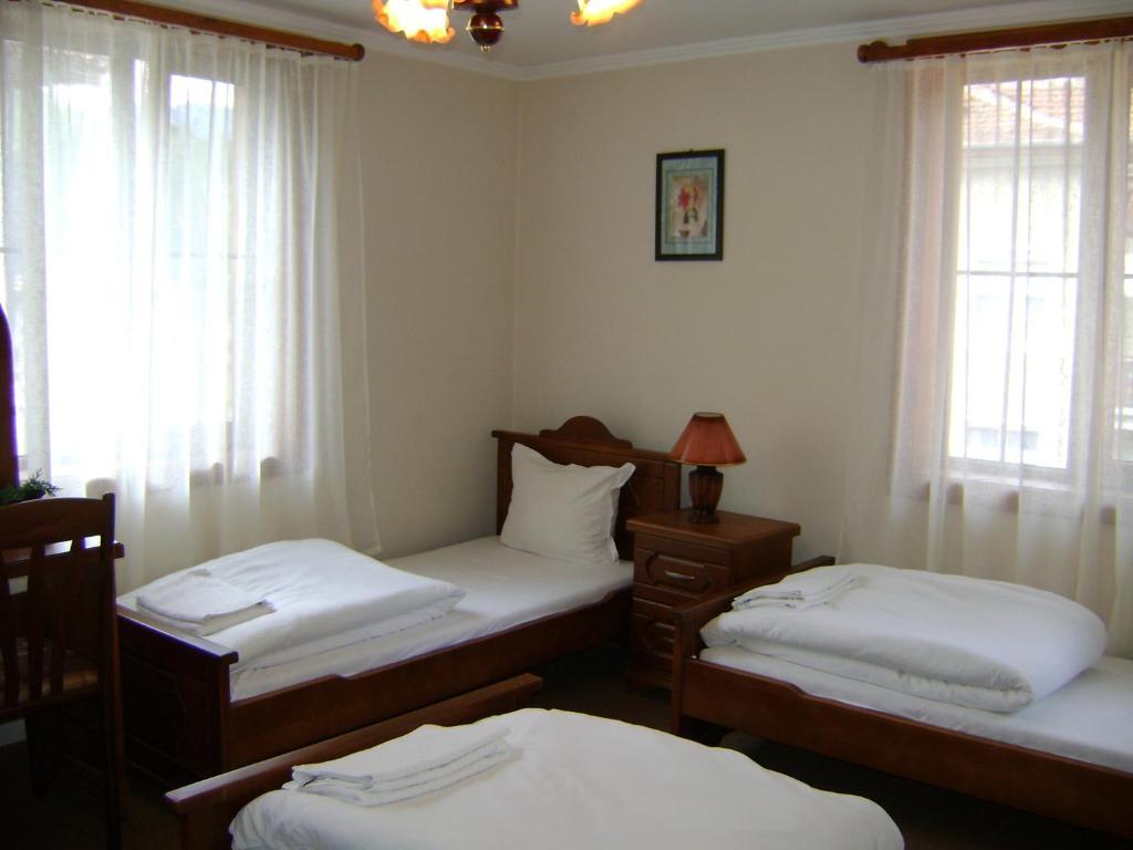 קופריבשטיצה Guest House Todorini Kashti חדר תמונה