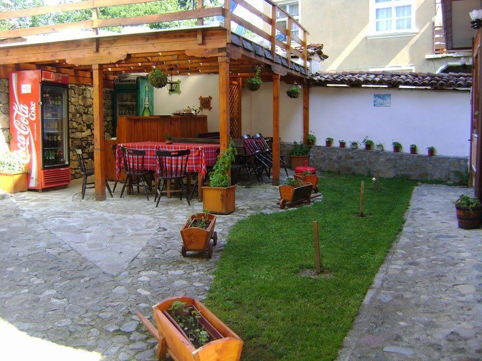 קופריבשטיצה Guest House Todorini Kashti מראה חיצוני תמונה