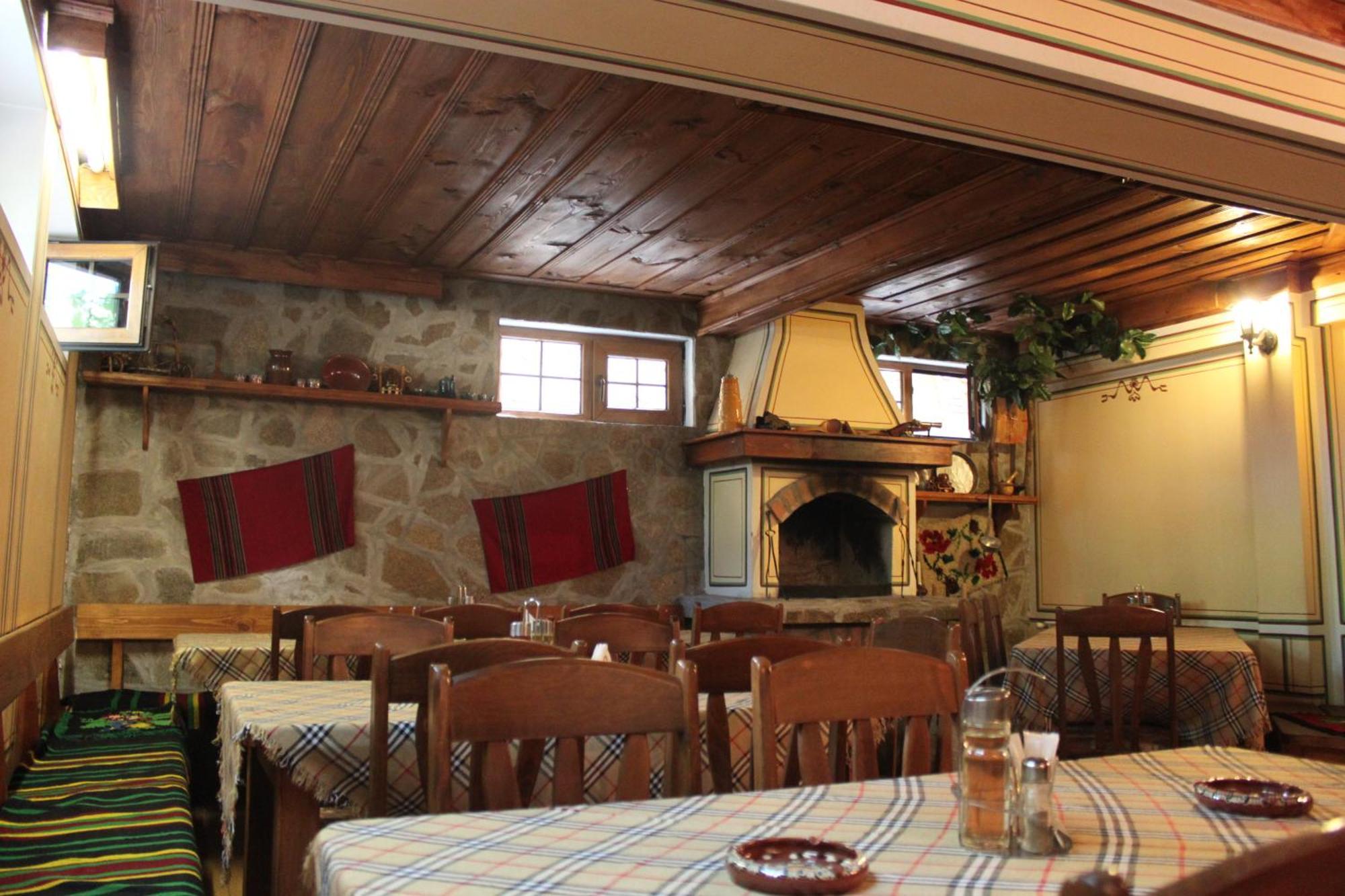 קופריבשטיצה Guest House Todorini Kashti מראה חיצוני תמונה