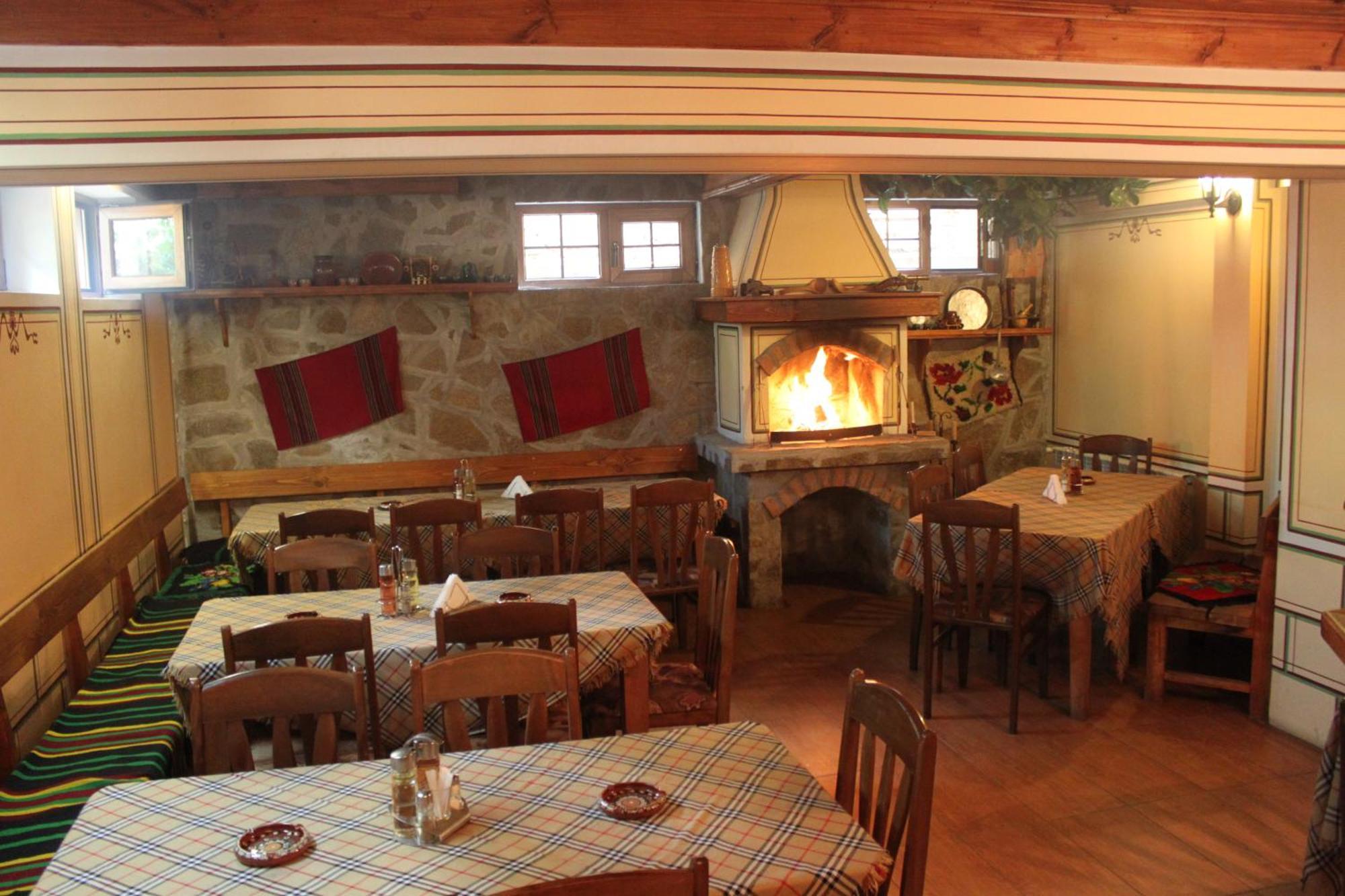 קופריבשטיצה Guest House Todorini Kashti מראה חיצוני תמונה